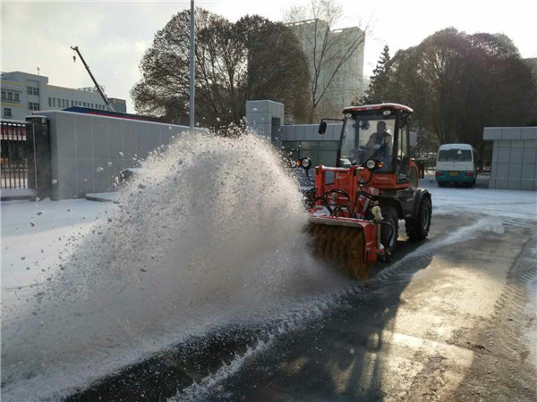 除雪設(shè)備